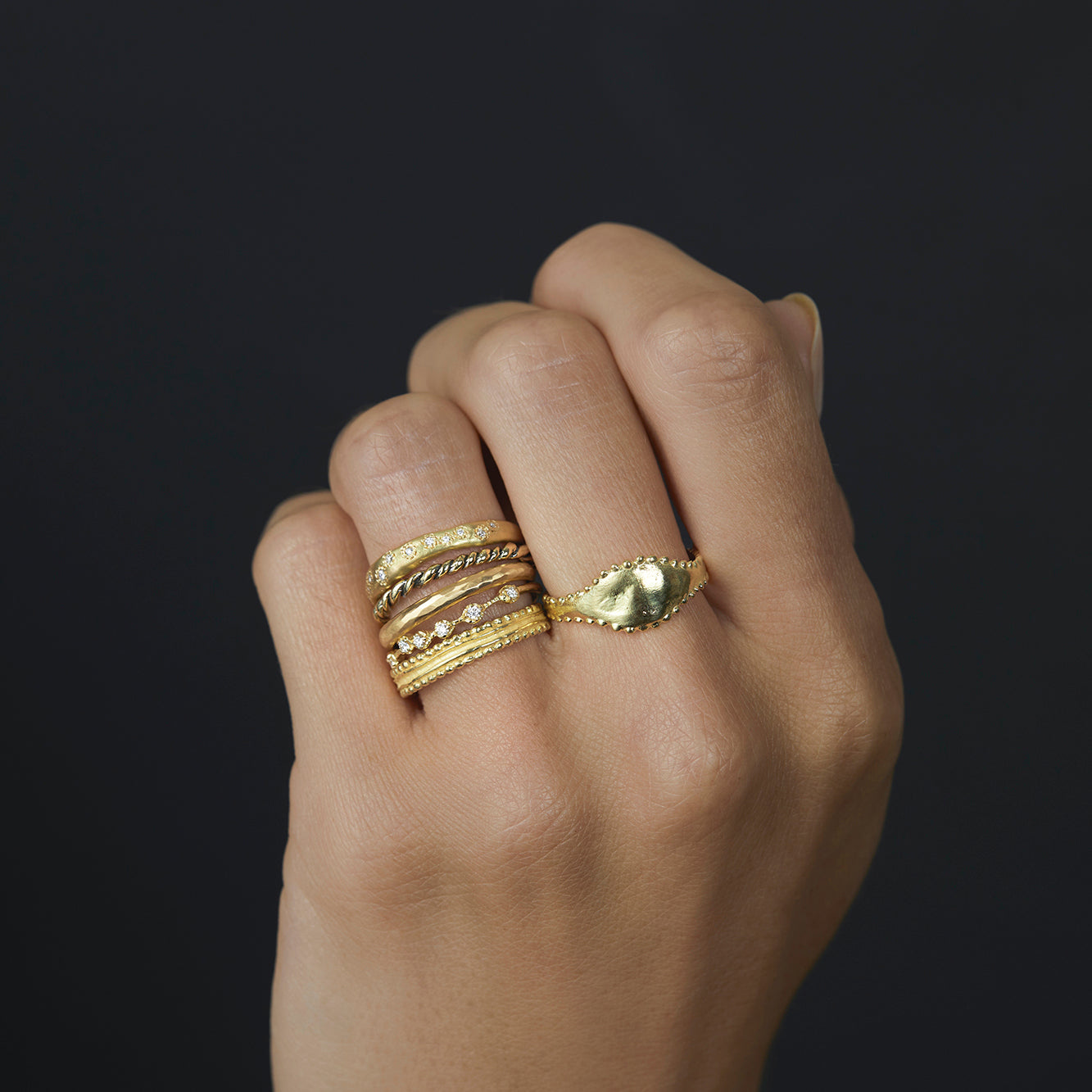 Encrusted Diamond Band | R21001W