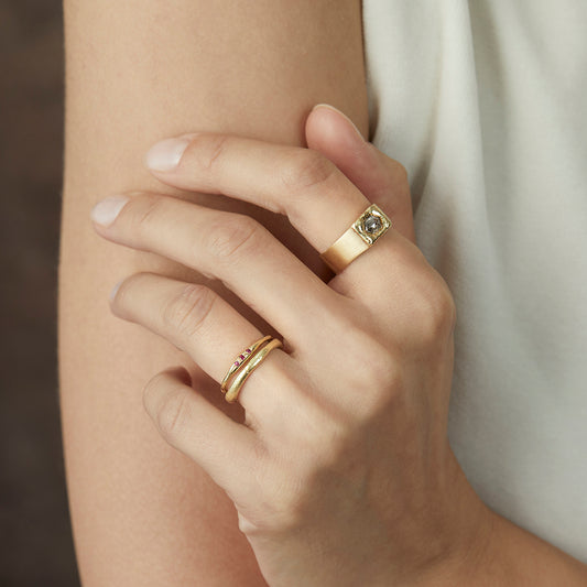 18K Yellow Gold on Model