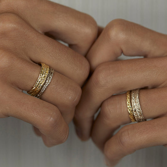 2.4mm Entwined Band | R38002