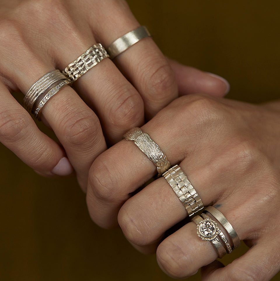 3.2mm Silken Band | R37002