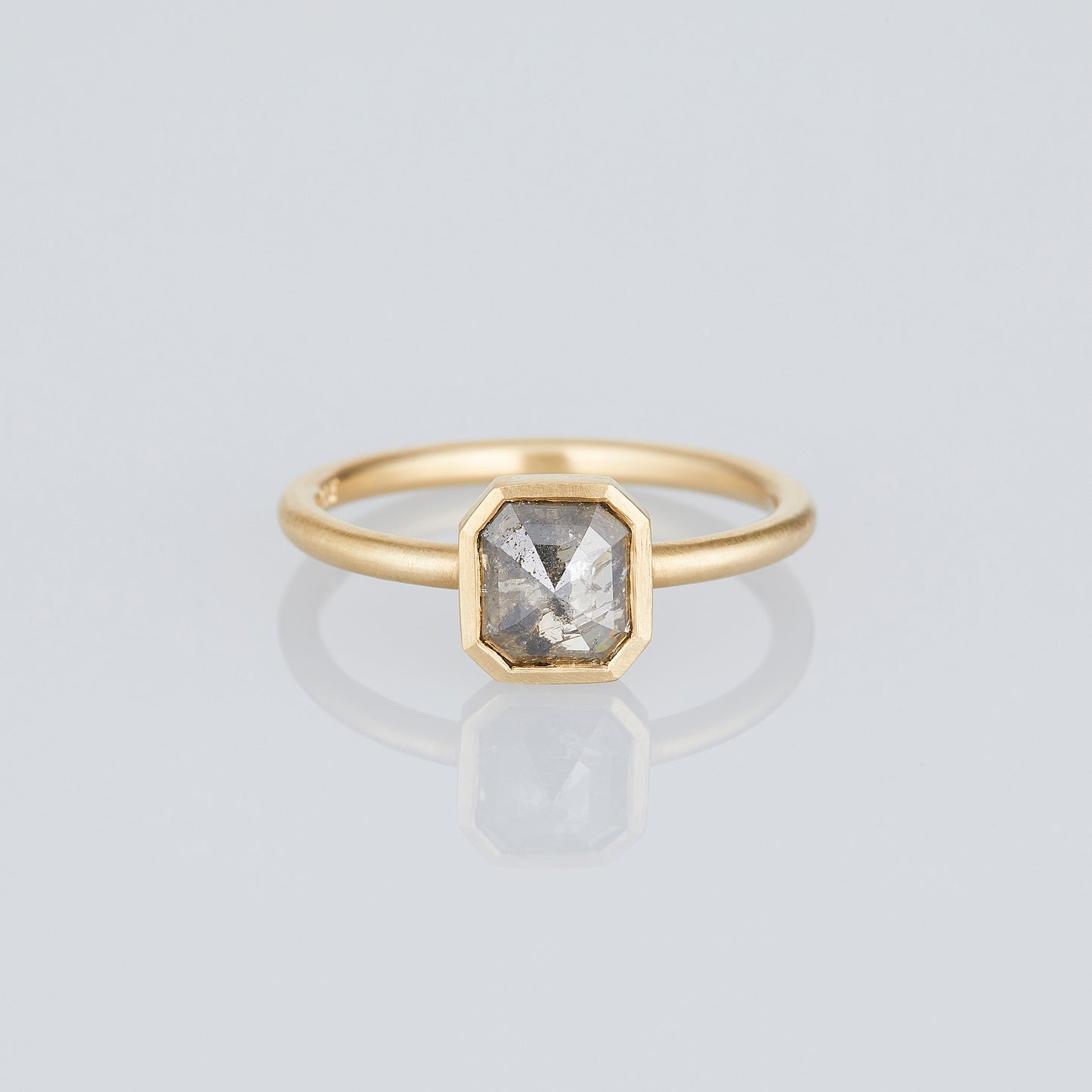 18K Yellow Gold 