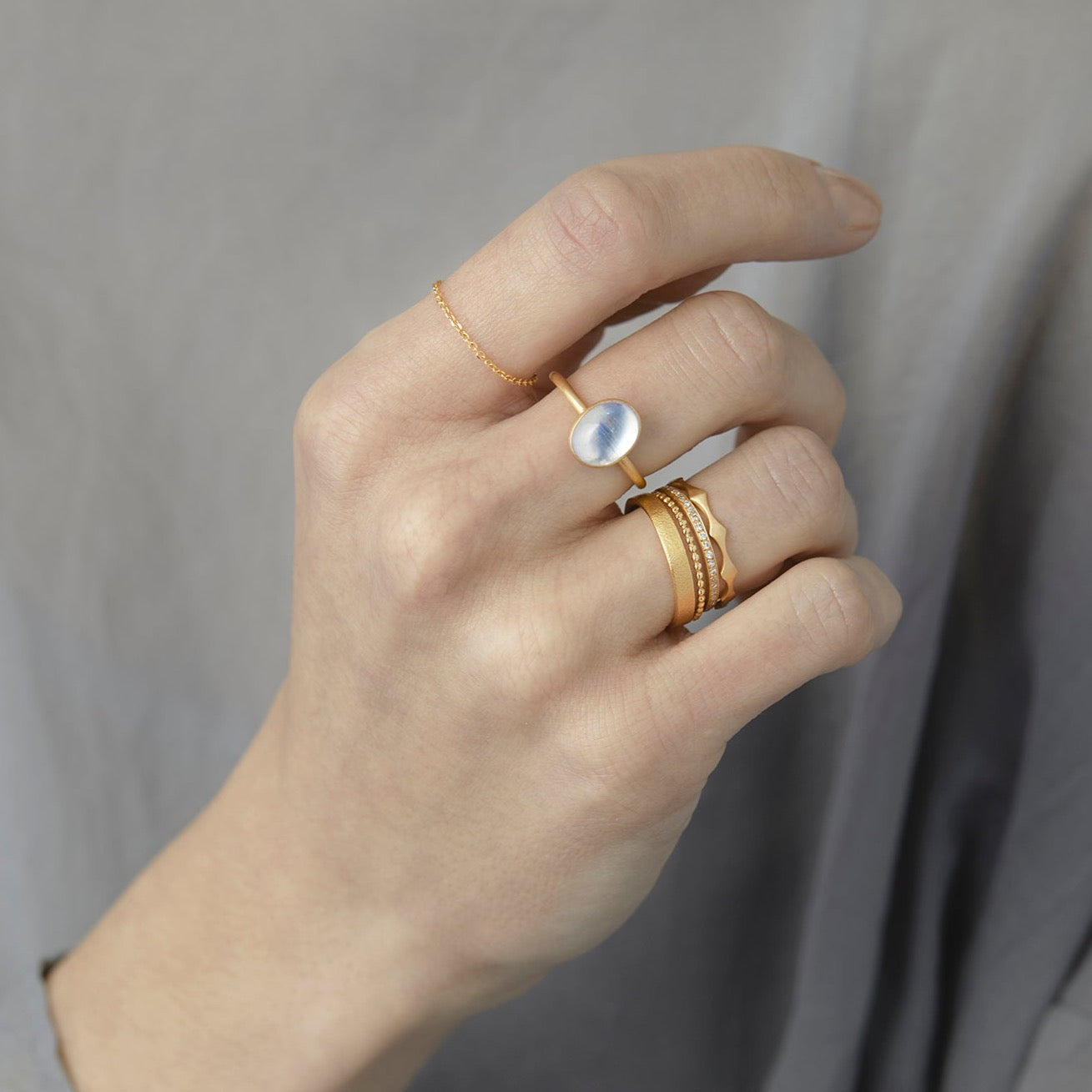 White Diamond Eternity Band | R0206W ~