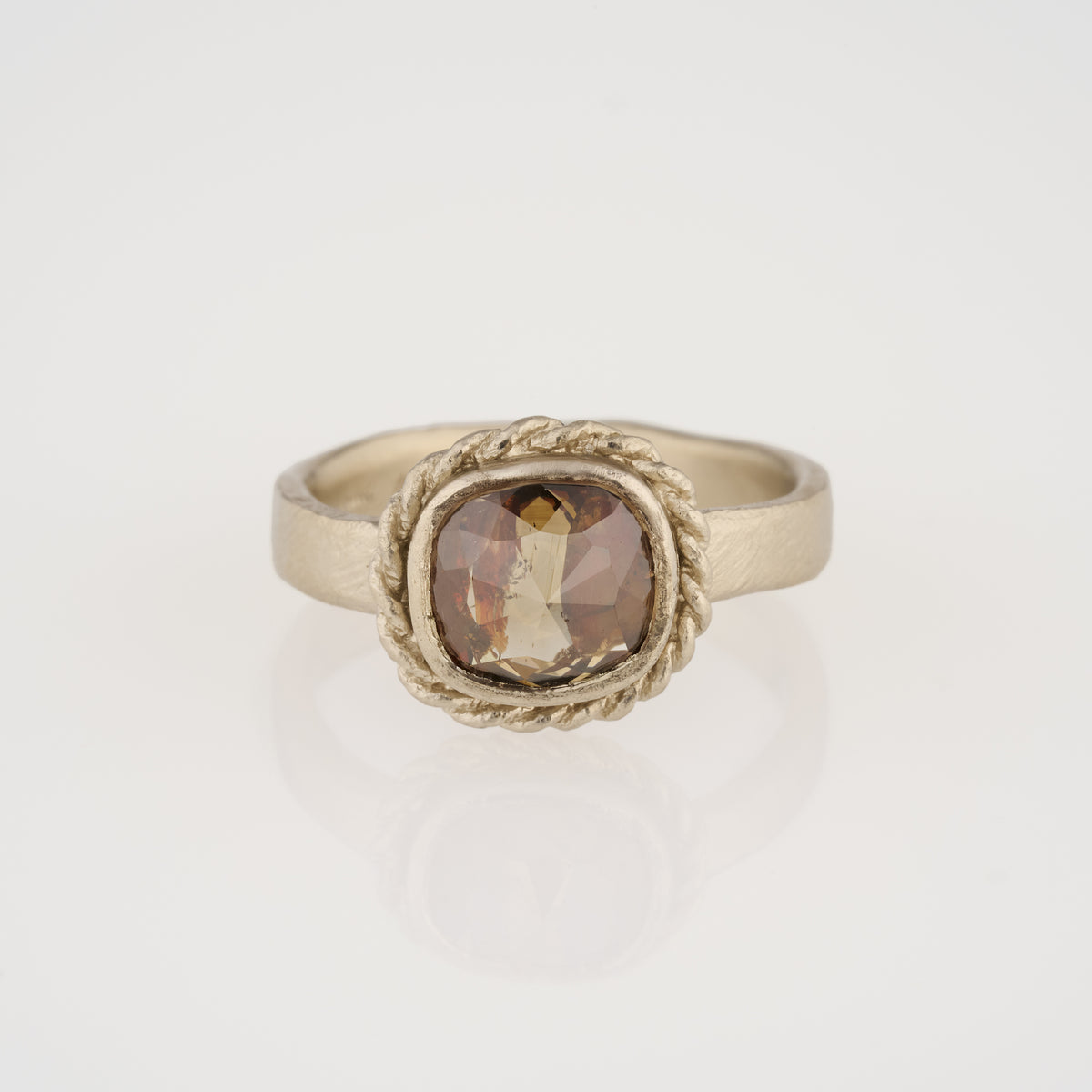 18K White Gold