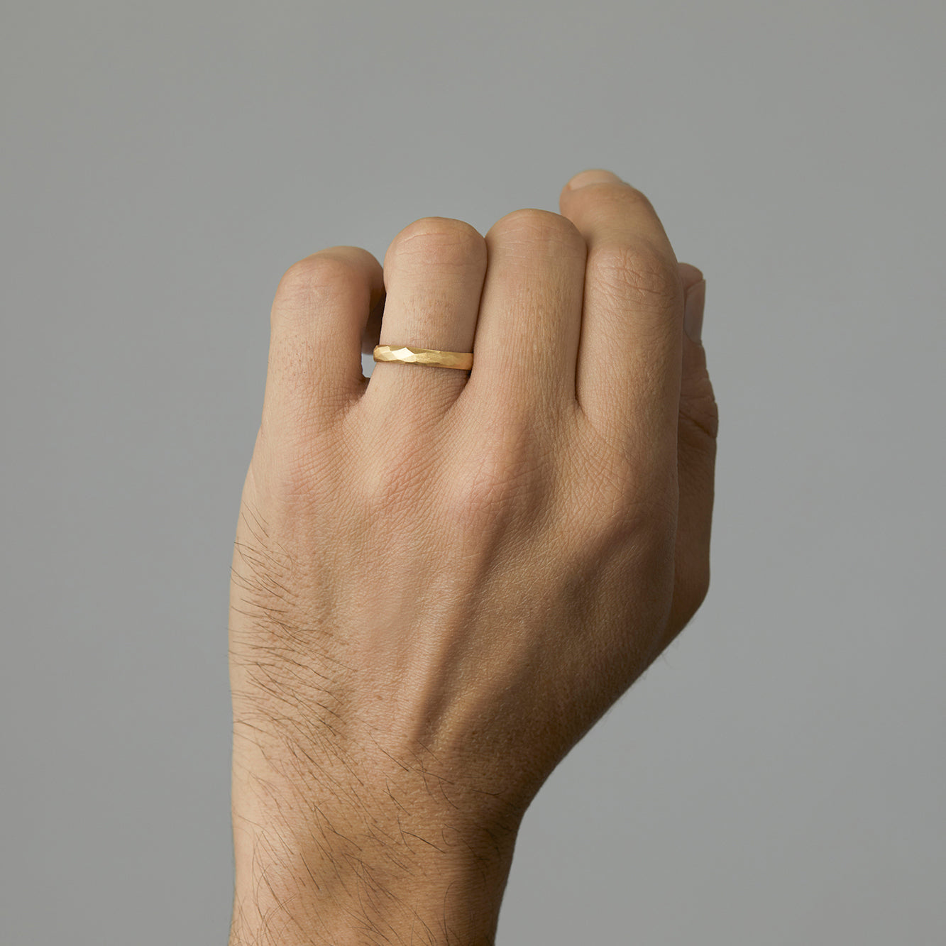 MR0102 | 3.5mm Faceted Band