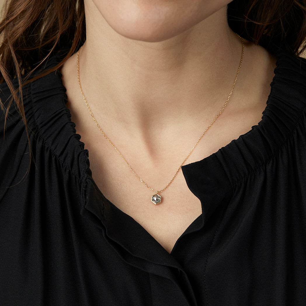 18K Yellow Gold on model