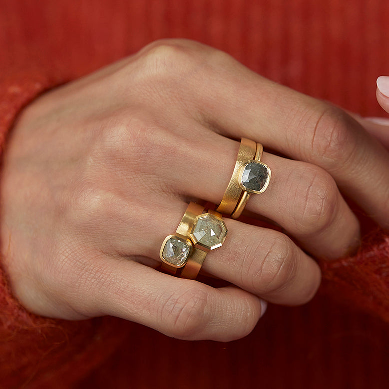 18K Yellow Gold on Model