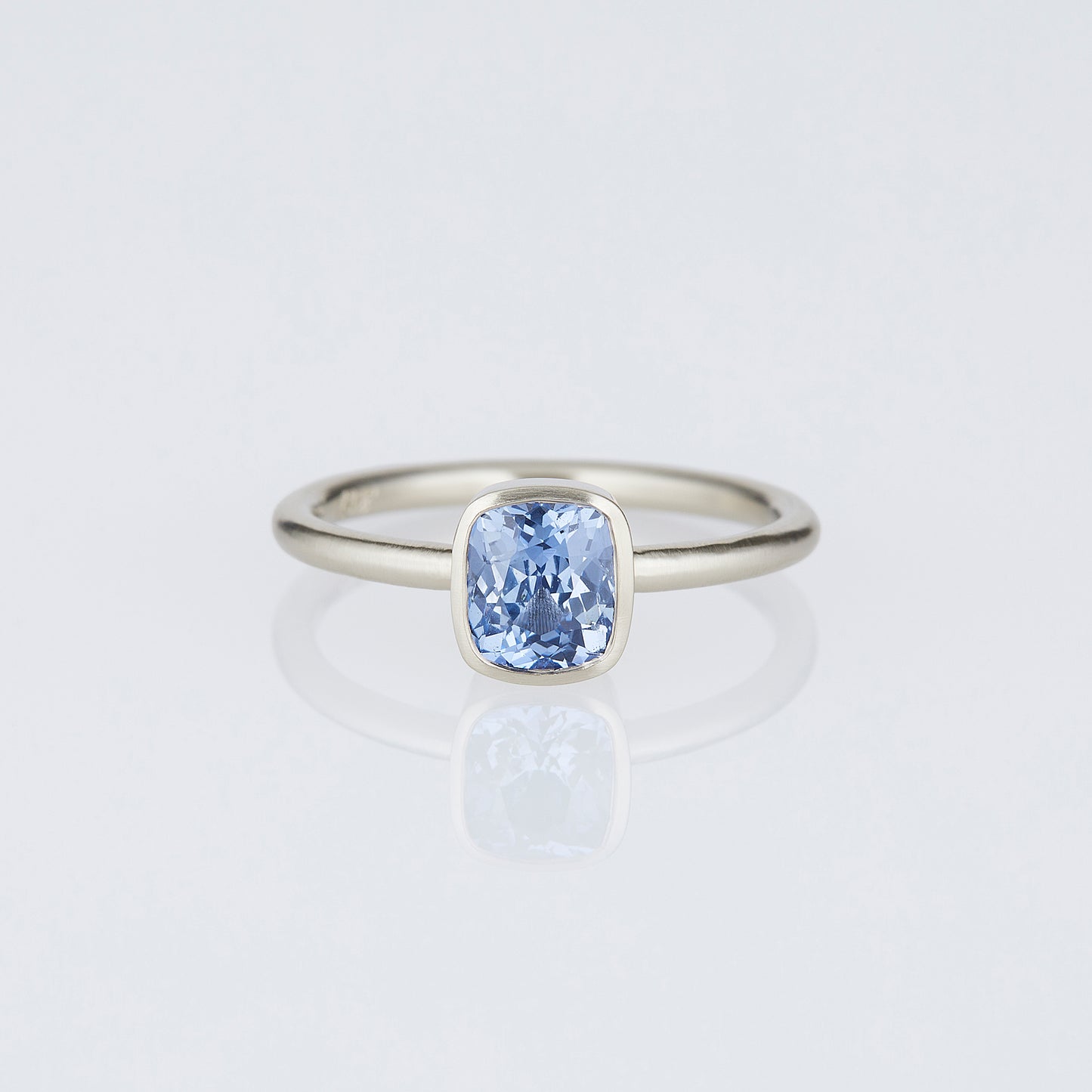 18K White Gold